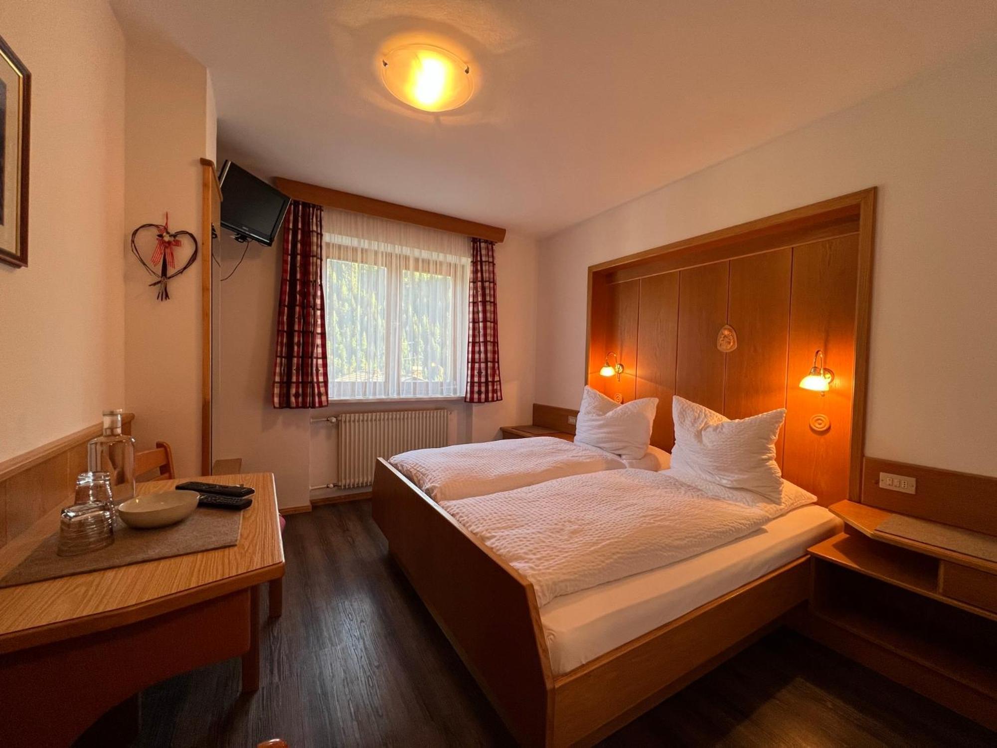 Bed&Breakfast Kaserer Santa Cristina Val Gardena Zimmer foto